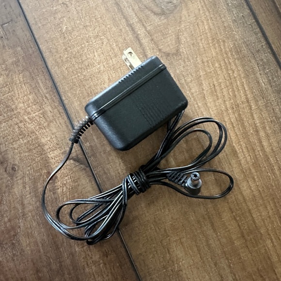 UNICOM 5 Port 10/100 Base-TX Ethernet Switch FEP-32005T-2 - Picture 5 of 5